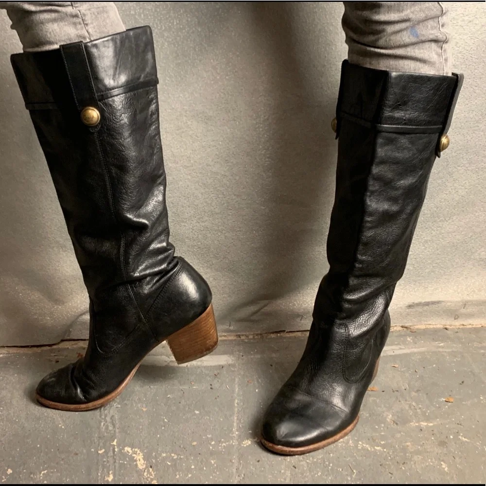 Black Leather Knee-High Boots - Picture 2 of 11